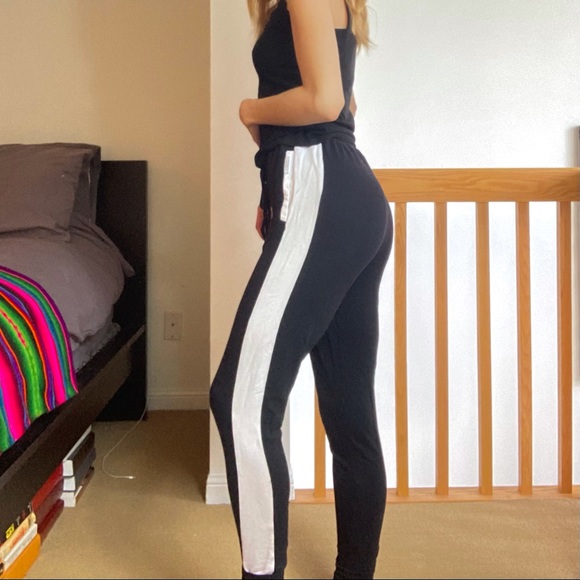 The Laundry Room B&W Sweatpants Size S - Picture 1 of 10